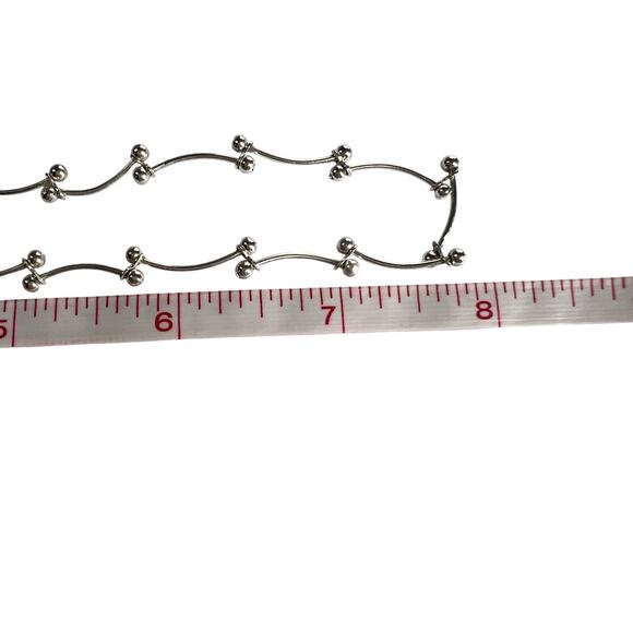 NINE WEST Silver Tone Station Necklace Ball Bead Curved Bark Link Chain Modern - Picture 9 of 9